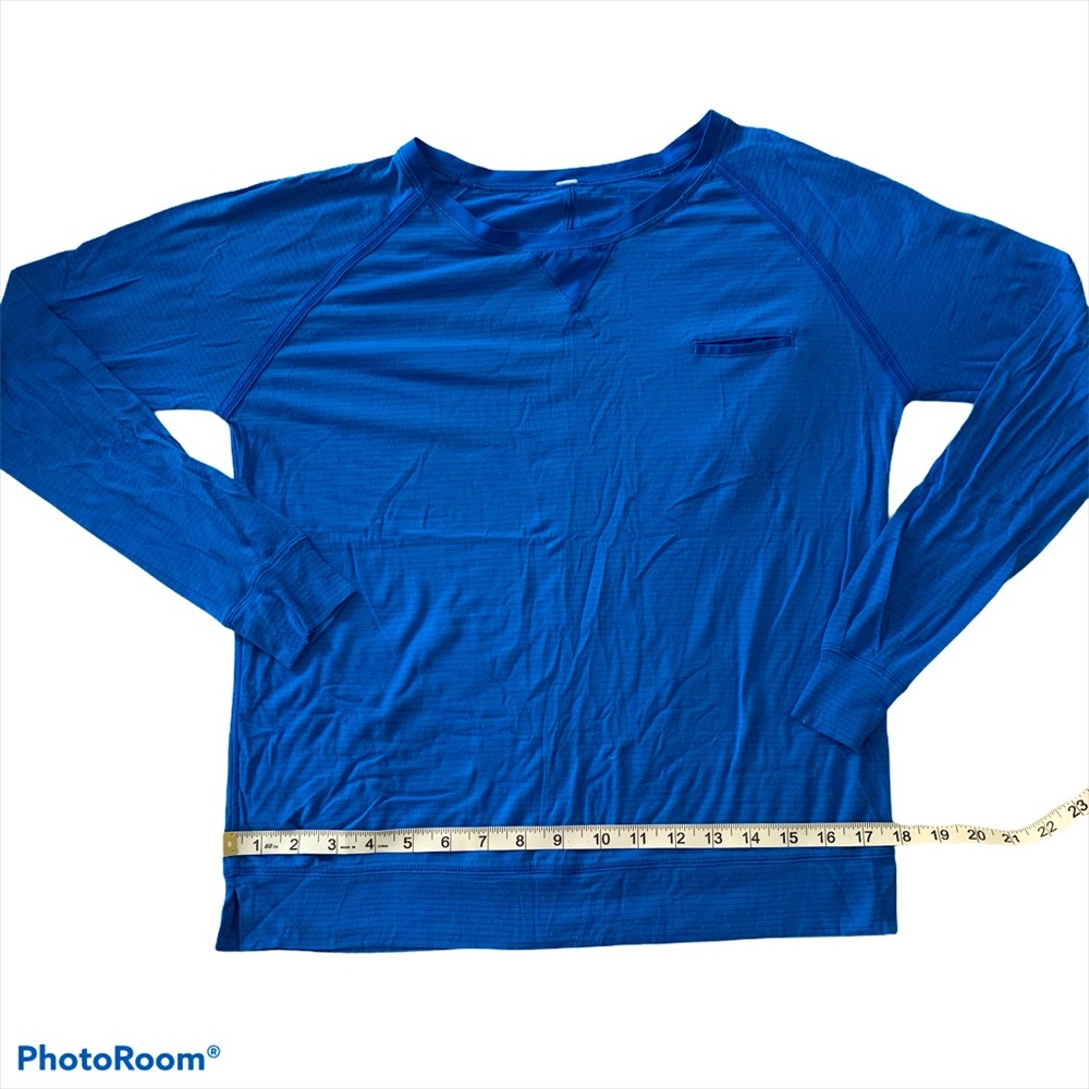 lululemon lightweight top